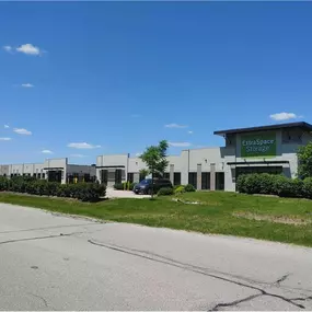 Beauty Image - Extra Space Storage at 21300 Doral Rd, Waukesha, WI 53186