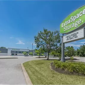 Alternate Beauty Image - Extra Space Storage at 2105 Philadelphia Pike, Claymont, DE 19703