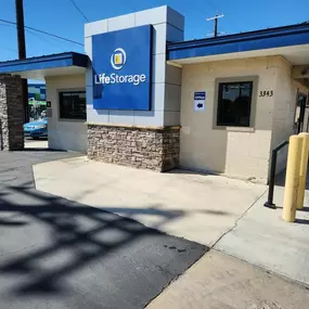 Alternate Beauty Image