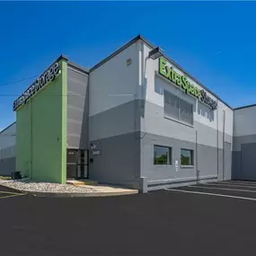 Beauty Image - Extra Space Storage at 2870 Brunswick Pike, Lawrence Township, NJ 08648