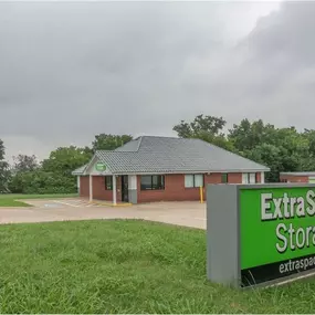 Beauty Image - Extra Space Storage at 3950 Gus Thomasson Rd, Mesquite, TX 75150