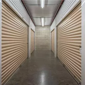 Interior Units - Extra Space Storage at 1012 US-92, Auburndale, FL 33823