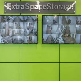 Security Screens - Extra Space Storage at 625 Grand Ave, Ridgefield, NJ 07657