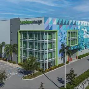 Alternate Beauty Image - Extra Space Storage at 3201 32nd Ave S, St Petersburg, FL 33712