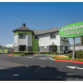 Alternate Beauty Image - Extra Space Storage at 21536 Devonshire St, Chatsworth, CA 91311