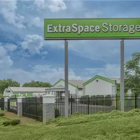 Alternate Beauty Image - Extra Space Storage at 733 10th Ave SE, Hickory, NC 28602