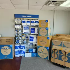 3443_Merchandise Wall