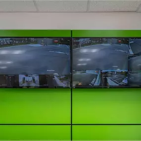 Security Screens - Extra Space Storage at 13665 Fishhawk Blvd, Lithia, FL 33547