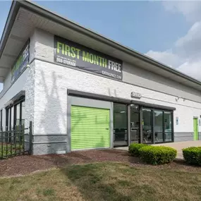 Beauty Image - Extra Space Storage at 1040 E 87th St, Chicago, IL 60619