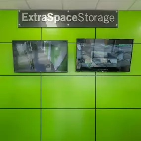 Security Screens - Extra Space Storage at 1040 E 87th St, Chicago, IL 60619