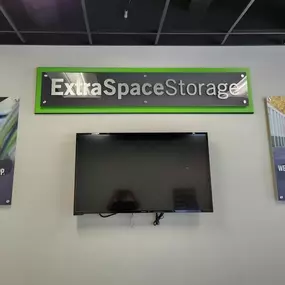 4112_Merchandise Wall