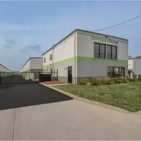 Alternate Beauty Image - Extra Space Storage at 69 Mallory Ave, Jersey City, NJ 07304