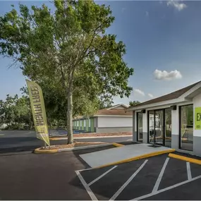 Beauty Image - Extra Space Storage at 601 S Falkenburg Rd, Tampa, FL 33619