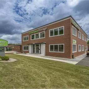 Beauty Image - Extra Space Storage at 2220 Capital Blvd, Raleigh, NC 27604