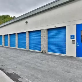 4105_Exterior Units