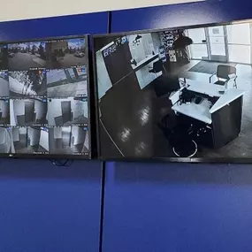 3882_Merchandise Wall