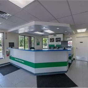 Office - Extra Space Storage at 991 Milwaukee Ave, Deerfield, IL 60015