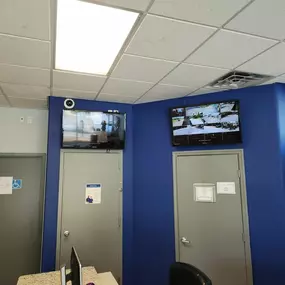 3400_Merchandise Wall