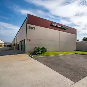 Alternate Beauty Image - Extra Space Storage at 7471 Warner Ave, Huntington Beach, CA 92647