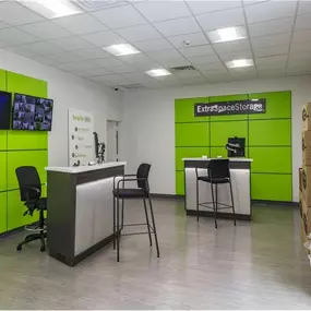 Office - Extra Space Storage at 102 N Macquesten Pkwy, Mt Vernon, NY 10550