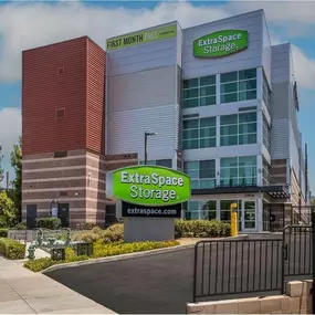 Beauty Image - Extra Space Storage at 1539 E Main St, El Cajon, CA 92021