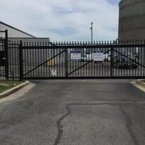 3450_Gate