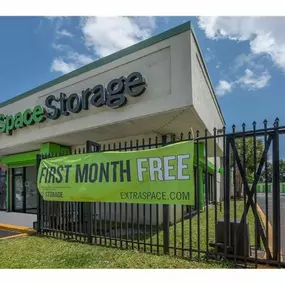 Beauty Image - Extra Space Storage at 1900 NW 19th St, Fort Lauderdale, FL 33311