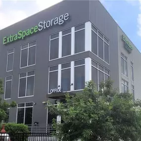 Beauty Image - Extra Space Storage at 2321 Perdido St, New Orleans, LA 70119