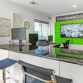 Office - Extra Space Storage at 919 Mission St, South Pasadena, CA 91030