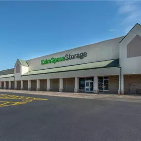 Alternate Beauty Image - Extra Space Storage at 3355 Sheridan Rd, Zion, IL 60099