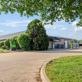 Beauty Image - Extra Space Storage at 2809 Lager Dr, Champaign, IL 61822