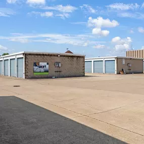Exterior Units - Extra Space Storage at 2809 Lager Dr, Champaign, IL 61822