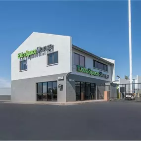 Alternate Beauty Image - Extra Space Storage at 2880 W Elliot Rd, Chandler, AZ 85224