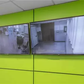 Security Screens - Extra Space Storage at 1420 U St NW, Washington, DC 20009