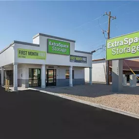 Beauty Image - Extra Space Storage at 10250 N 19th Ave, Phoenix, AZ 85021