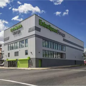 Beauty Image - Extra Space Storage at 320 Elizabeth Ave, Newark, NJ 07112