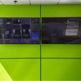 Security Screens - Extra Space Storage at 320 Elizabeth Ave, Newark, NJ 07112