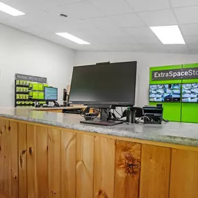6205 - Office