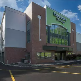 Beauty Image - Extra Space Storage at 911 County Rd 517, Hackettstown, NJ 07840