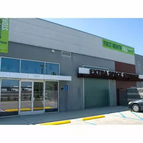 Alternate Beauty Image - Extra Space Storage at 1707 Cloverfield Blvd, Santa Monica, CA 90404