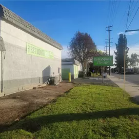 Alternate Beauty Image - Extra Space Storage at 318 N Vincent Ave, Covina, CA 91722