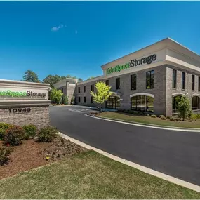 Beauty Image - Extra Space Storage at 10945 Westside Pkwy, Alpharetta, GA 30009