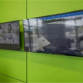 Security Screens - Extra Space Storage at 1334 E 79th St, Chicago, IL 60619