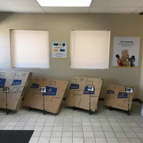 3486_Moving Boxes