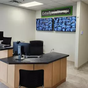 4042_Office