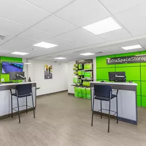 330 - Office