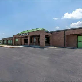 Beauty Image - Extra Space Storage at 160 W Industrial Dr, Elmhurst, IL 60126