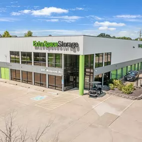 Beauty Image - Extra Space Storage at 801 Midpoint Dr, O'Fallon, MO 63366
