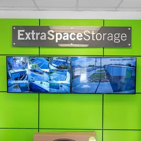 Security Screens - Extra Space Storage at 880 Bay Rd, Mount Dora, FL 32757