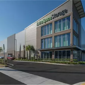 Beauty Image - Extra Space Storage at 1440 S Dixie Hwy, Hollywood, FL 33020